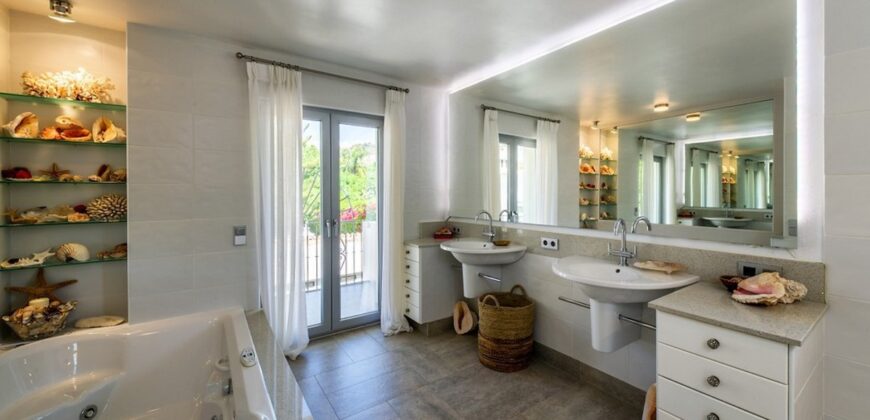 Casa en Marbella HilL Club