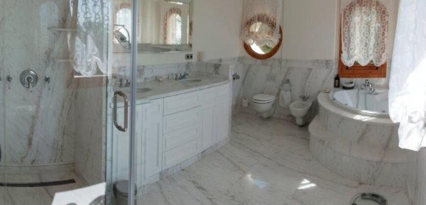 Casa en  Sierra Blanca Marbella