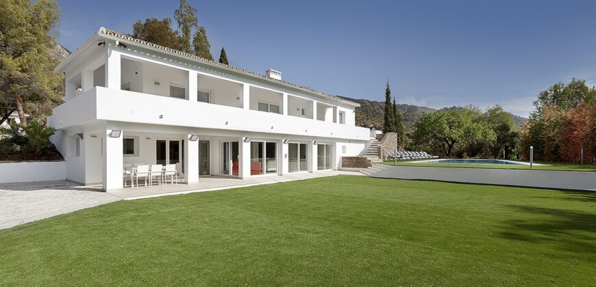 Excelente villa moderna
