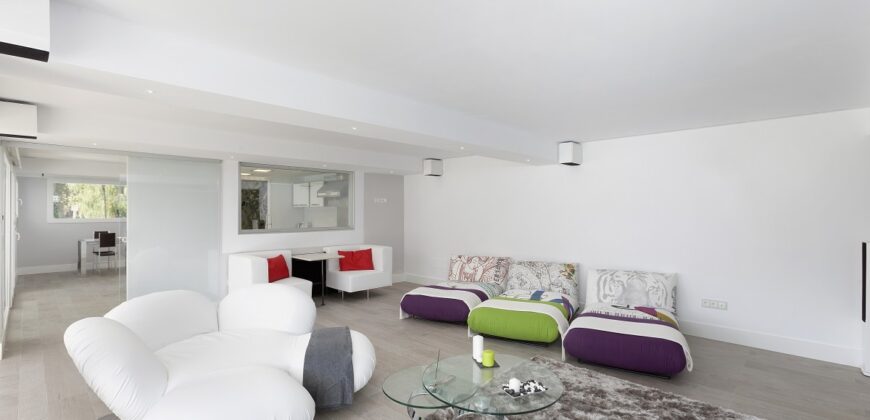 Excelente villa moderna