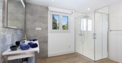 Excelente villa moderna