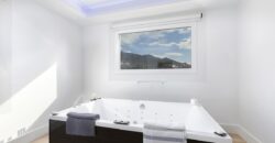 Excelente villa moderna