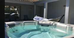 Excelente villa moderna