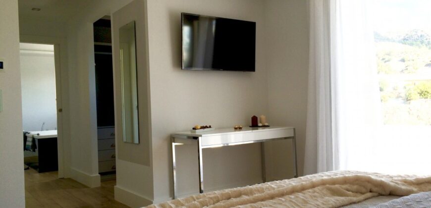 Excelente villa moderna