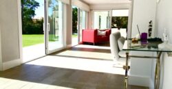 Excelente villa moderna