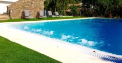 Excelente villa moderna