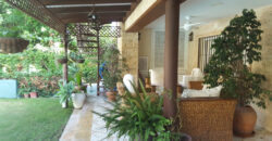 Preciosa villa situada a 900 m de Puerto Banus