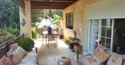 Preciosa villa situada a 900 m de Puerto Banus