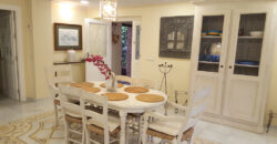 Preciosa villa situada a 900 m de Puerto Banus